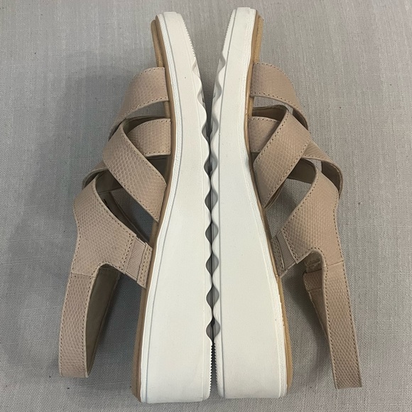 Clark’s Jillian Spring Sandals Slingback adjustable Size 12 M Tan Sand Sable - Picture 2 of 11